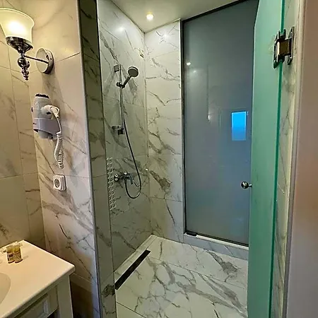 Iris Premium 3*