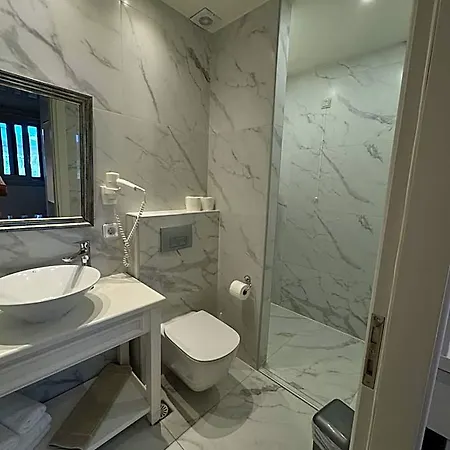 Iris Premium Hotel apartamentowy Nydri (Lefkada)